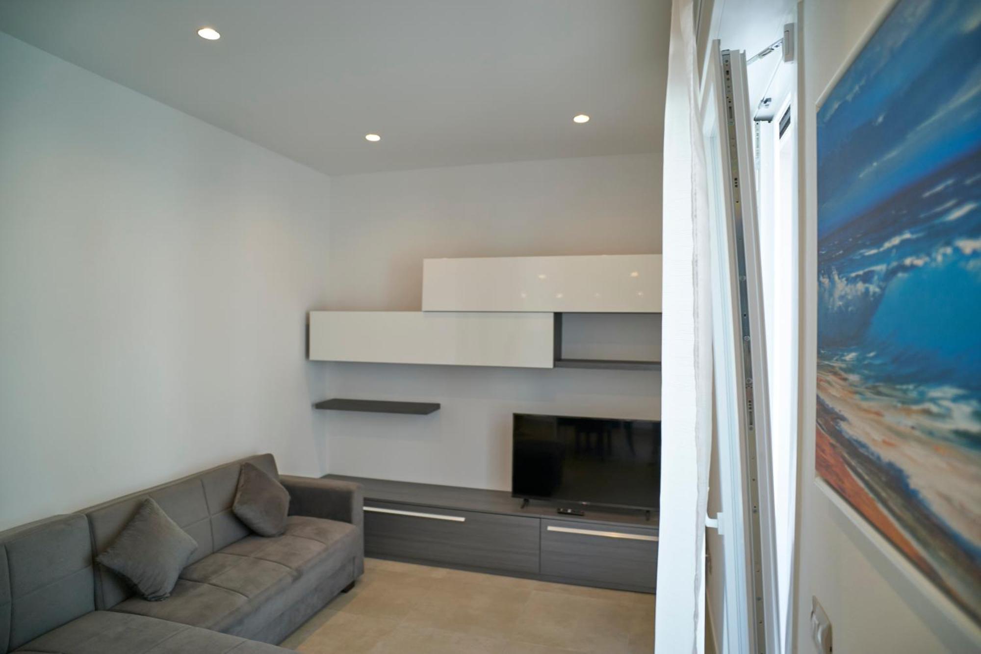 Adria Apartment *